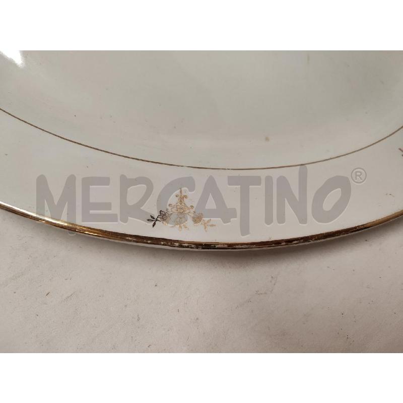 VASSOIO OVALE RICHARD CERAMICA BIANCO FIORI ORO | Mercatino dell'Usato Vinci - fraz. sovigliana 2