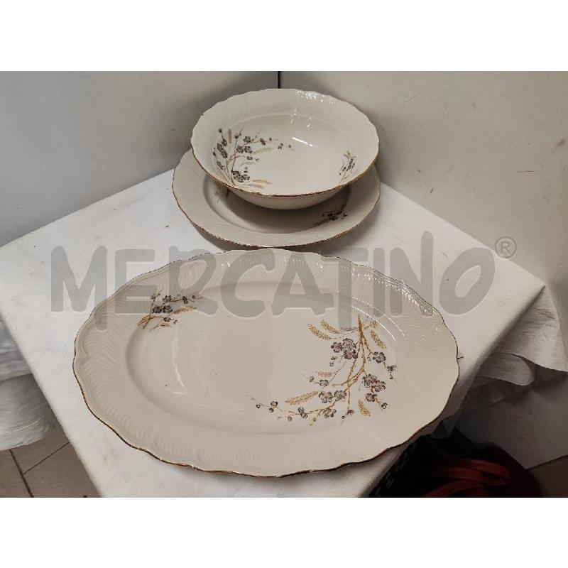 VASSOIO OVALE + VASSOIO TONDO + 1 CIOTOLA TOGNANA FIORI GRIGI | Mercatino dell'Usato Vinci - fraz. sovigliana 1