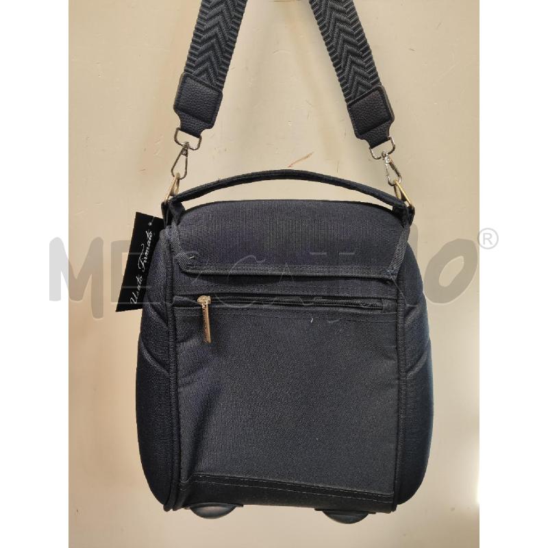 ZAINO DONNA ROBERTA DI CAMERINO TESSUTO BLU | Mercatino dell'Usato Vinci - fraz. sovigliana 4