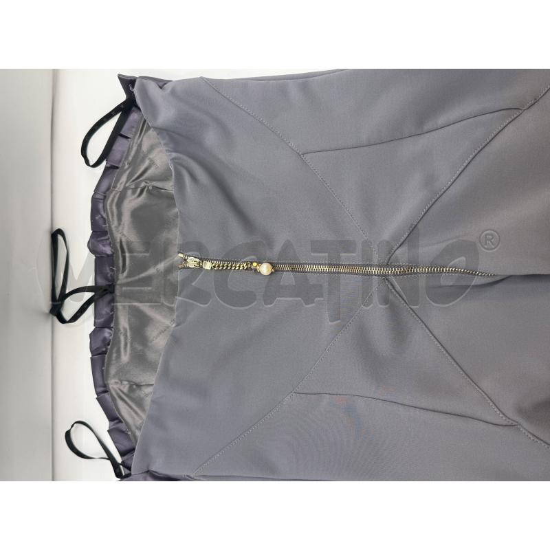 ABITO DONNA GRIGIO ELISABETTA FRANCHI  | Mercatino dell'Usato Genova sampierdarena 4