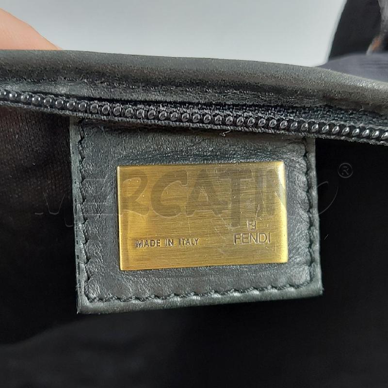 BORSA DONNA NERA FENDI  | Mercatino dell'Usato Genova sampierdarena 4