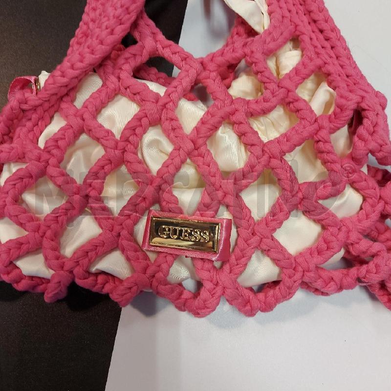 BORSETTA DONNA GUESS ROSA INTRECCIO | Mercatino dell'Usato Genova sampierdarena 3