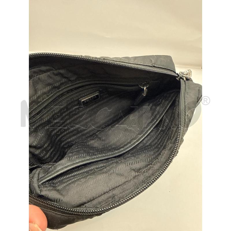 POCHETTE PRADA NERA | Mercatino dell'Usato Genova sampierdarena 2