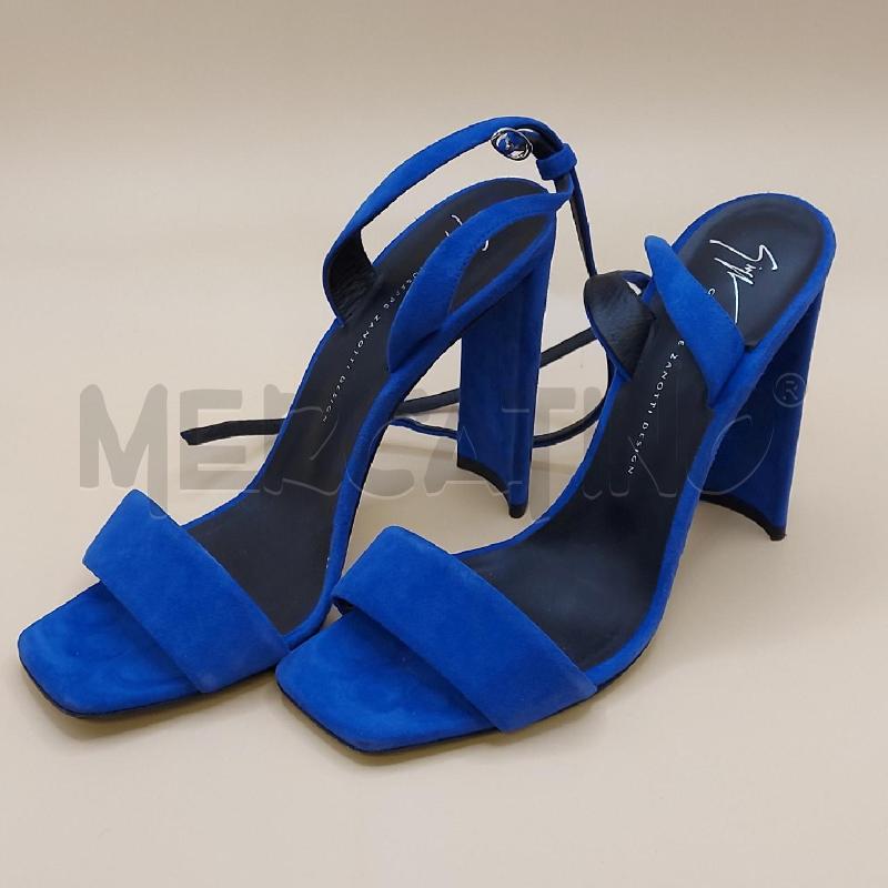 SCARPE TACCHI GIU BLU  | Mercatino dell'Usato Genova sampierdarena 1