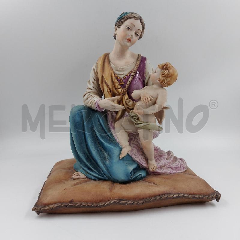 STATUINA DONNA CON BIMBO CAPO | Mercatino dell'Usato Genova sampierdarena 1