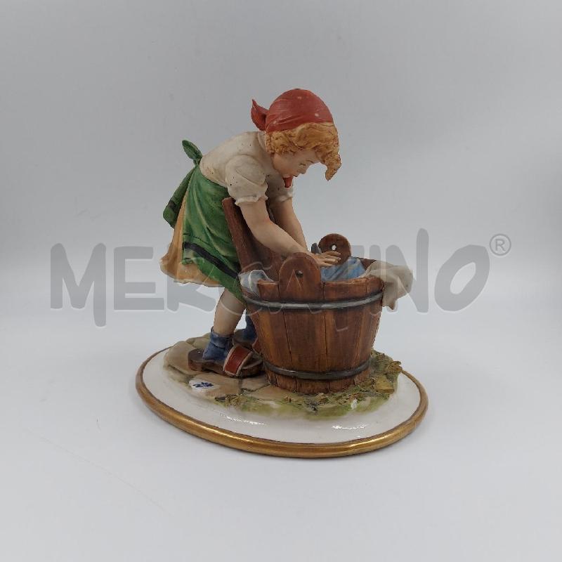 STATUINA LAVANDERINA CAPO | Mercatino dell'Usato Genova sampierdarena 2
