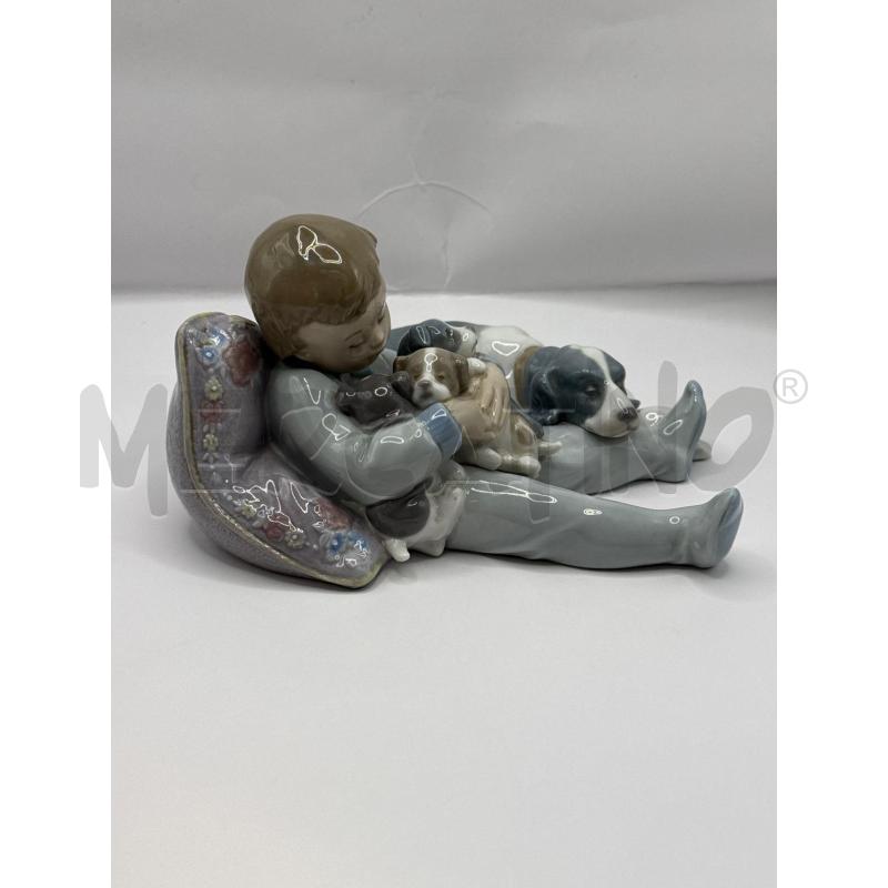 STATUINA LLADRO RAGAZZO CHE DORME CON  | Mercatino dell'Usato Genova sampierdarena 4