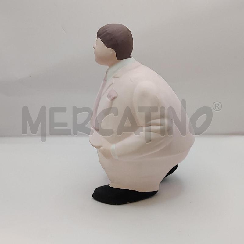 STATUINA L'AQUILONE UOMO D'AFFARI | Mercatino dell'Usato Genova sampierdarena 2