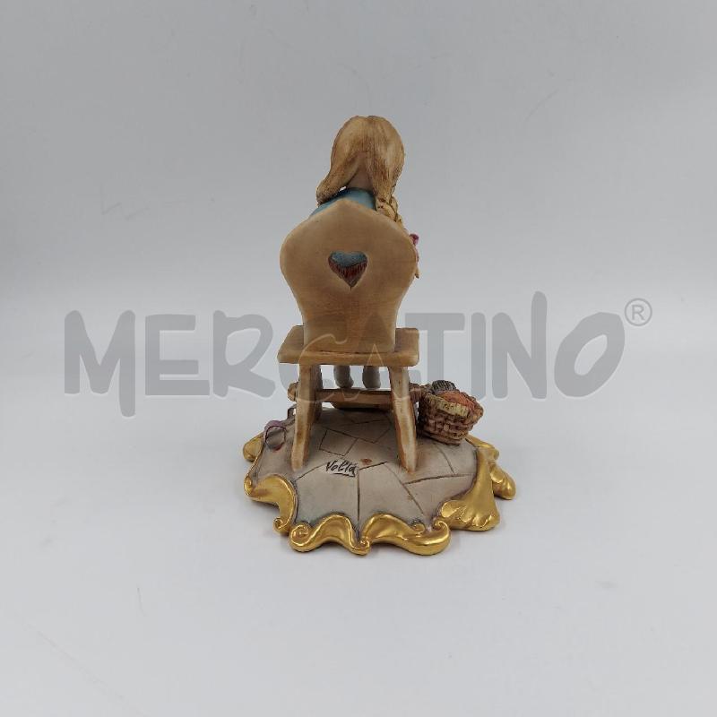 STATUINA RAGAZZA CGHE CUCE DIFETTO VOLT | Mercatino dell'Usato Genova sampierdarena 3