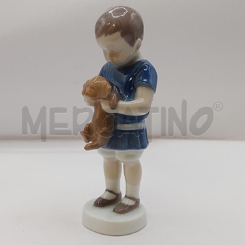 STATUINA RAGAZZO CON CUCCIOLO | Mercatino dell'Usato Genova sampierdarena 2