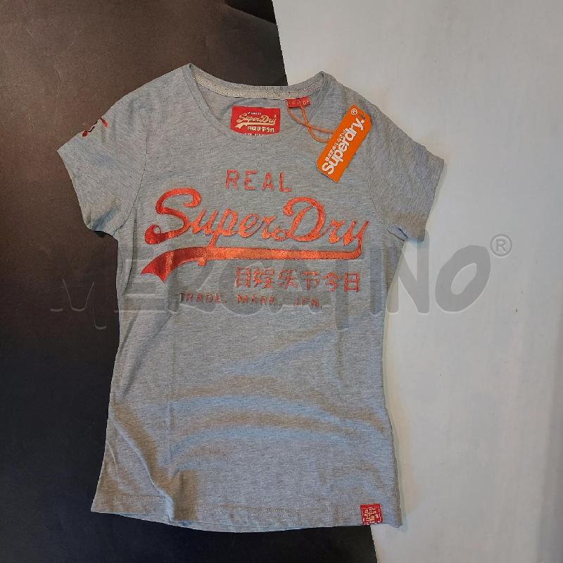 T SHIRT DONNA SUPERDRY GRIGIO | Mercatino dell'Usato Genova sampierdarena 1