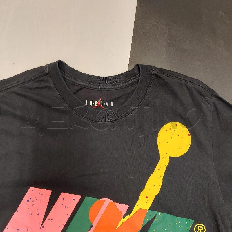 T SHIRT UOMO NERA JORDAN | Mercatino dell'Usato Genova sampierdarena 3