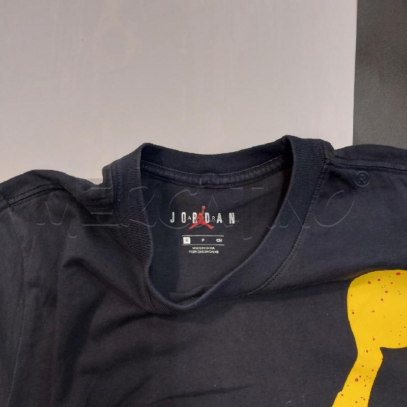 T SHIRT UOMO NERA JORDAN | Mercatino dell'Usato Genova sampierdarena 5