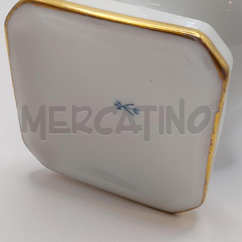VASO DECORO FLOREALE BORDO DORATO | Mercatino dell'Usato Genova sampierdarena 3