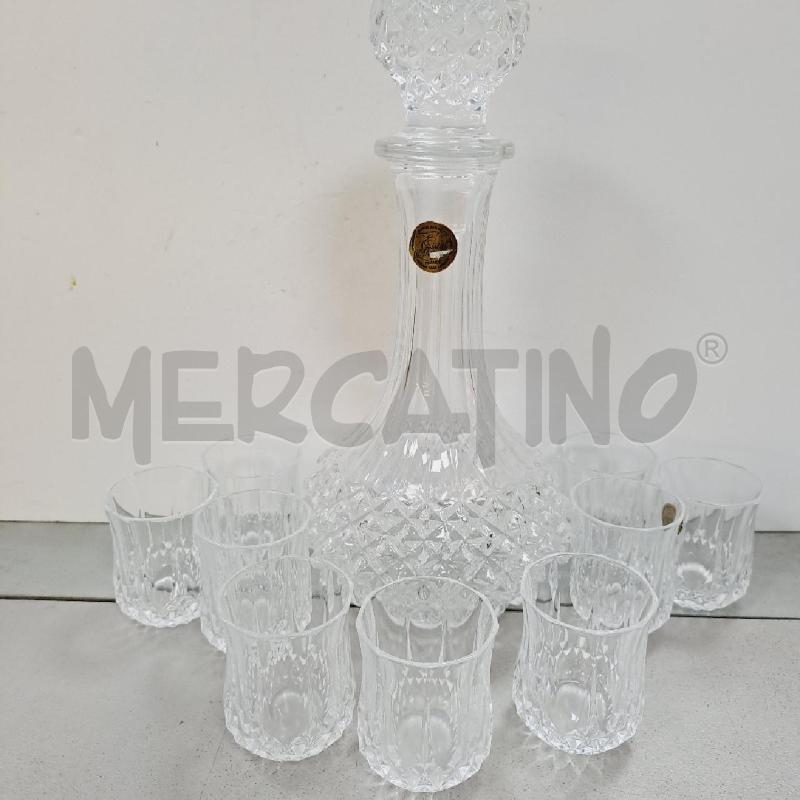 BOTTIGLIA LIQUORE CON 7 BICCHIERINI CRISTALLO | Mercatino dell'Usato Latina 1