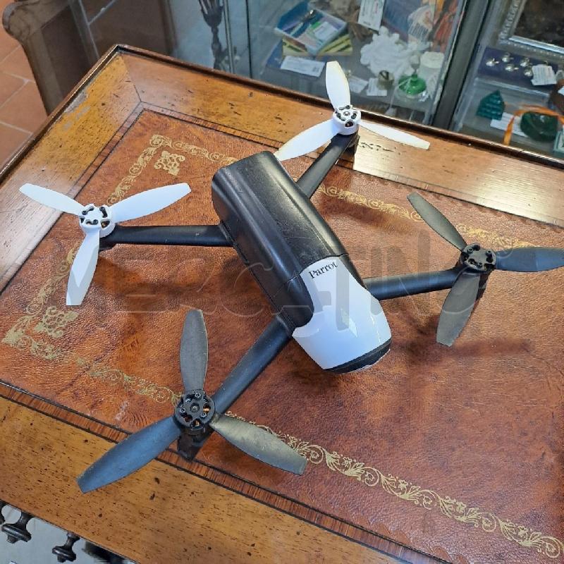 DRONE PARROT CON CUSTODIA | Mercatino dell'Usato Latina 1