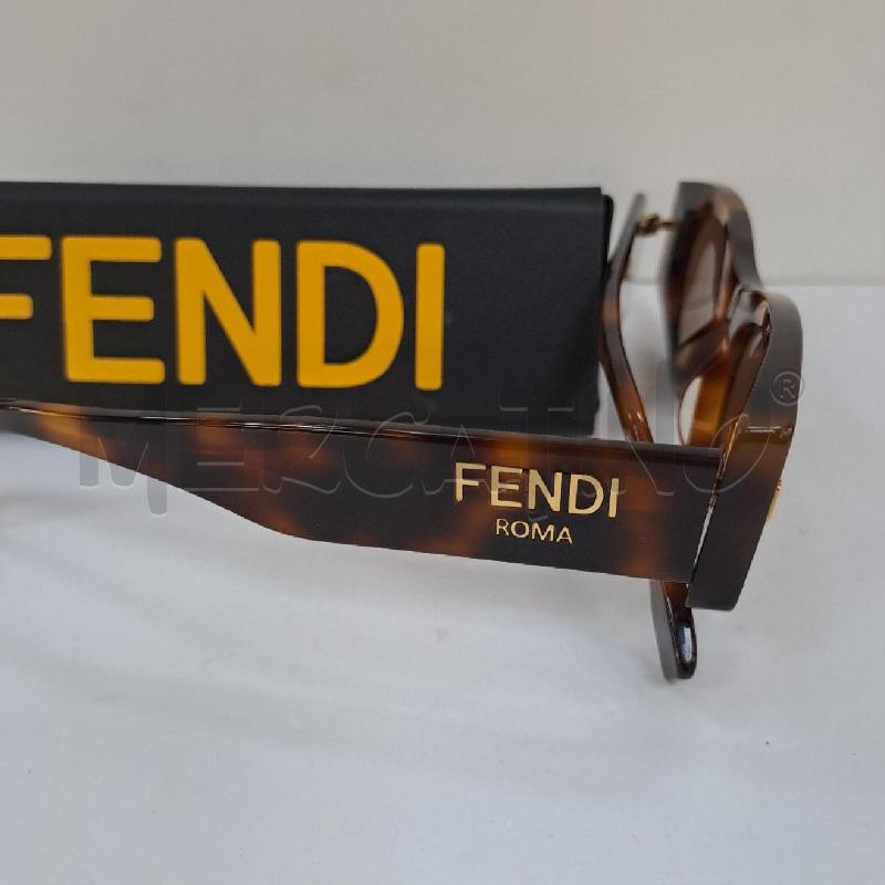 OCCHIALI DA SOLE FENDI FE 40125I | Mercatino dell'Usato Latina 2