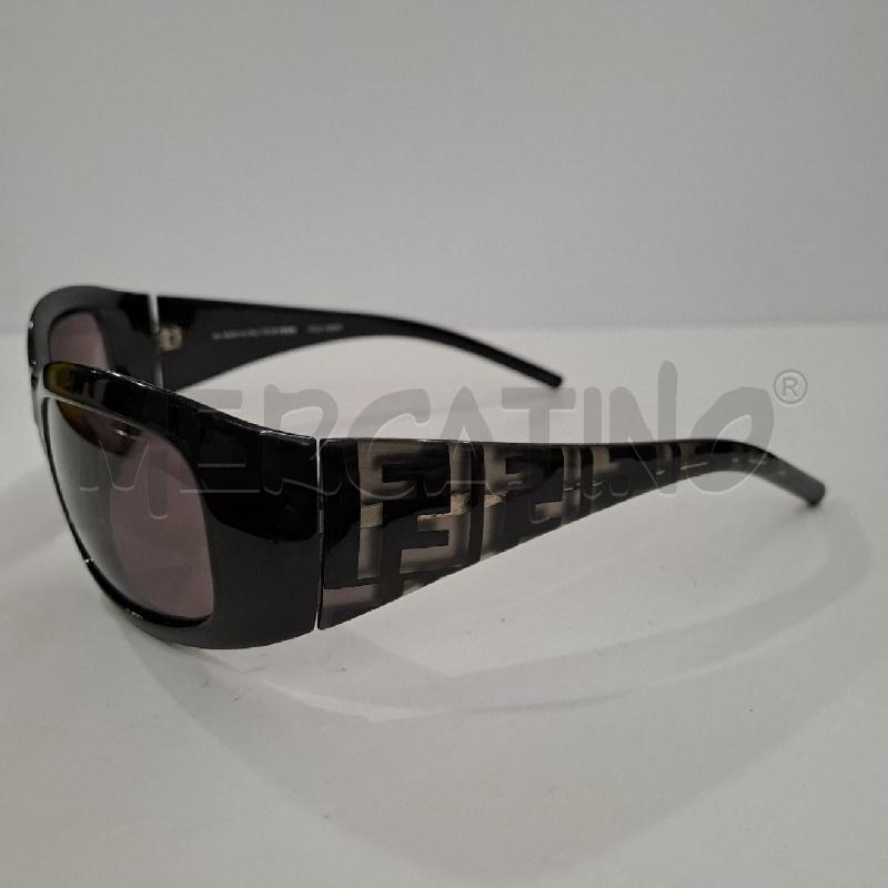 OCCHIALI SOLE FENDI  | Mercatino dell'Usato Latina 2