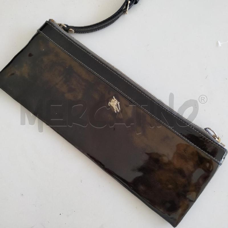 POCHETTE VERNICE FANGO BURBERRY | Mercatino dell'Usato Viareggio 1