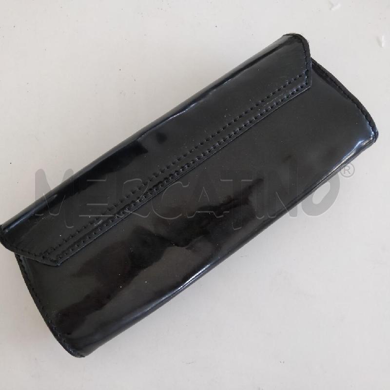 POCHETTE VERNICE NERA GUCCI | Mercatino dell'Usato Viareggio 2