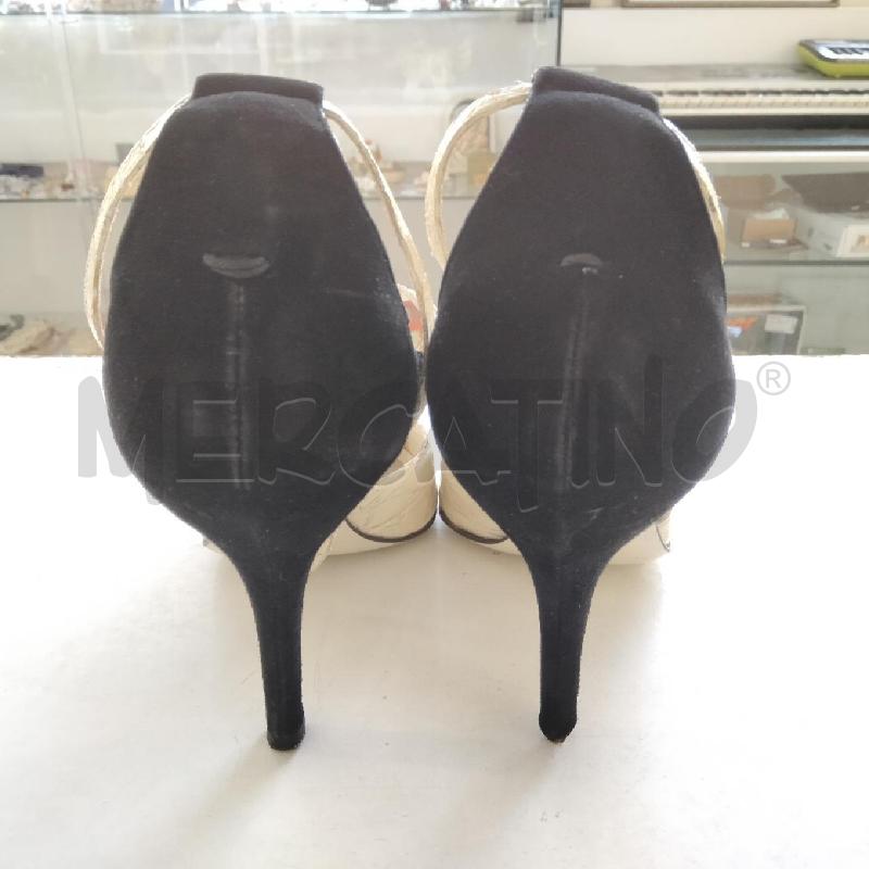 SCARPE DONNA BIANCHE STAMPATE GUCCI | Mercatino dell'Usato Viareggio 3