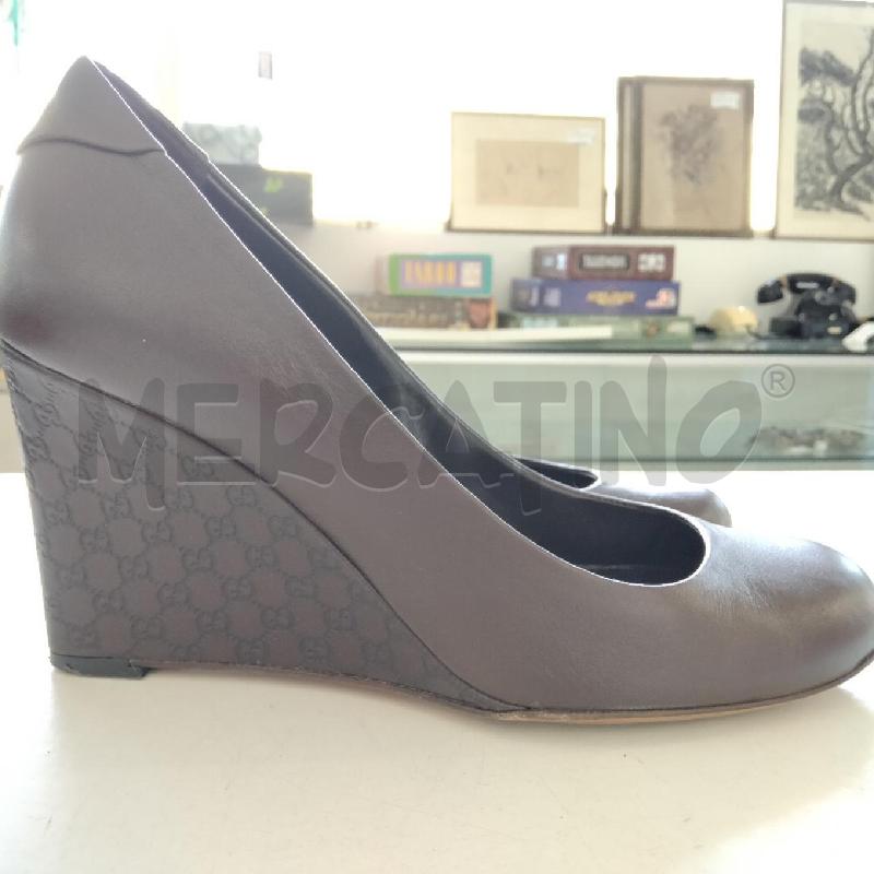 SCARPE DONNA MARRONI GUCCI | Mercatino dell'Usato Viareggio 2