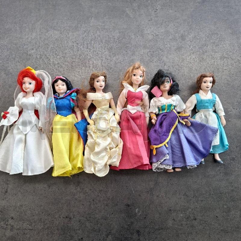 12 BAMBOLINE DISNEY IN PORCELLANA  | Mercatino dell'Usato Arcore 1