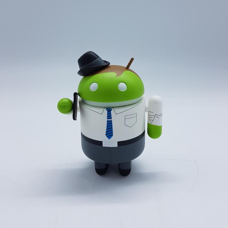 ACTION FIGURE ANDROID MOBLEY | Mercatino dell'Usato Arcore 4