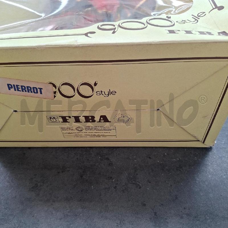BAMBOLA PIERROT FIBA 900 STYLE  | Mercatino dell'Usato Arcore 5