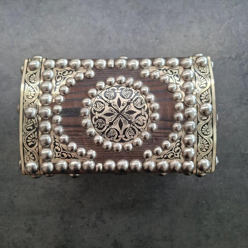 BAULETTO LEGNO VINTAGE BORCHIE  | Mercatino dell'Usato Arcore 2