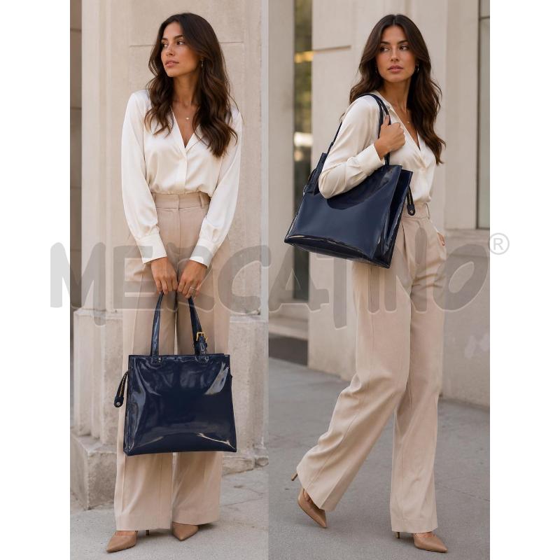 BORSA DONNA BLU ROBERTA DI CAMERINO | Mercatino dell'Usato Arcore 1