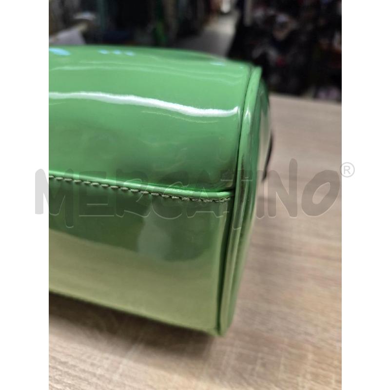 BORSA DONNA GUESS VERDE LUCIDA | Mercatino dell'Usato Arcore 3