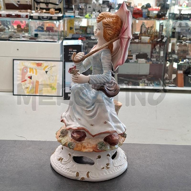 CAPODIMONTE RAGAZZA CON OMBRELLO 45 CM  | Mercatino dell'Usato Arcore 5