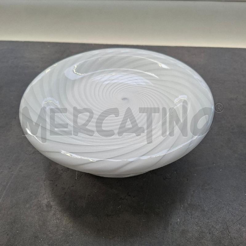 CENTROTAVOLA ROTONDO VETRO BIANCO CON FANTASIA SPIRALE | Mercatino dell'Usato Arcore 1
