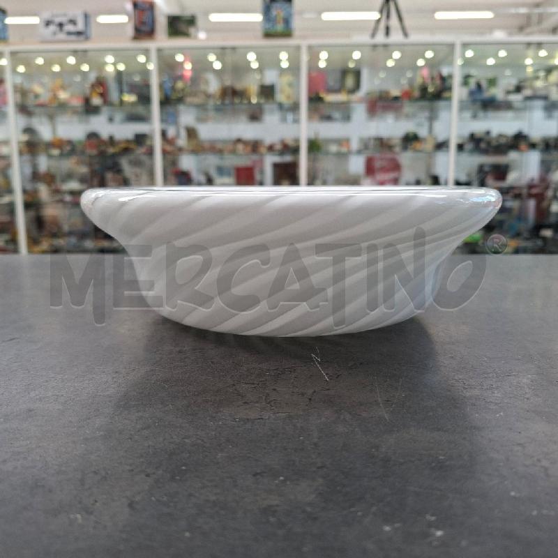CENTROTAVOLA ROTONDO VETRO BIANCO CON FANTASIA SPIRALE | Mercatino dell'Usato Arcore 5