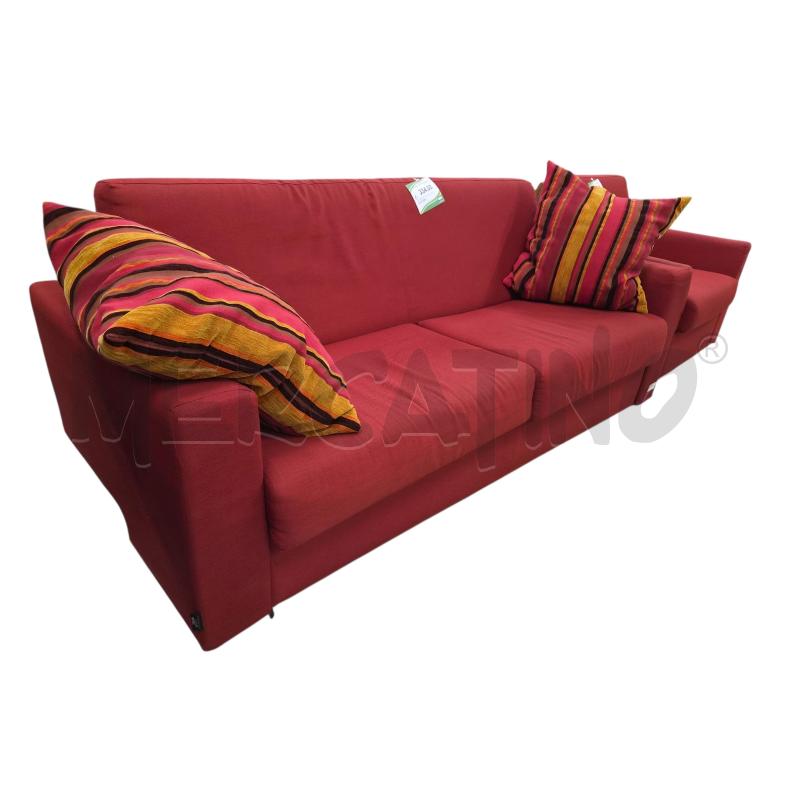 DIVANO LETTO ROSSO  | Mercatino dell'Usato Arcore 1