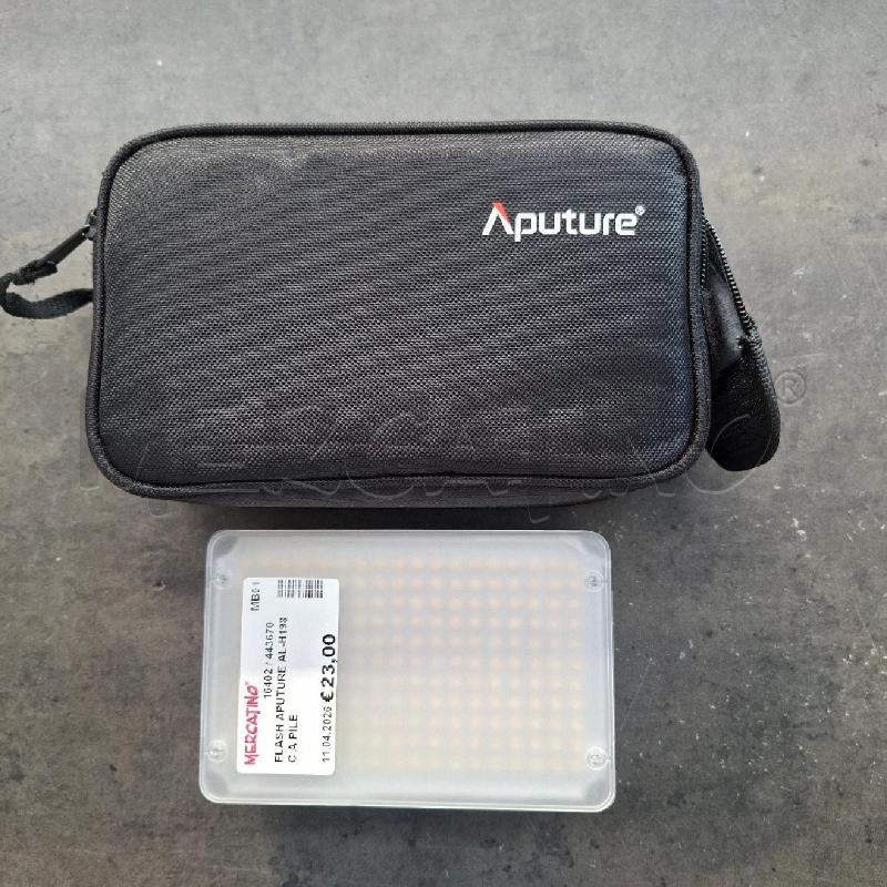 FLASH APUTURE AL-H198C A PILE | Mercatino dell'Usato Arcore 2