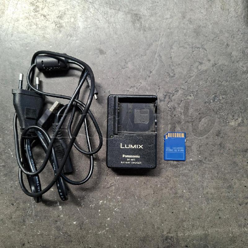 FOTOCAMERA PANASONIC LUMIX DMC-FX70 | Mercatino dell'Usato Arcore 4