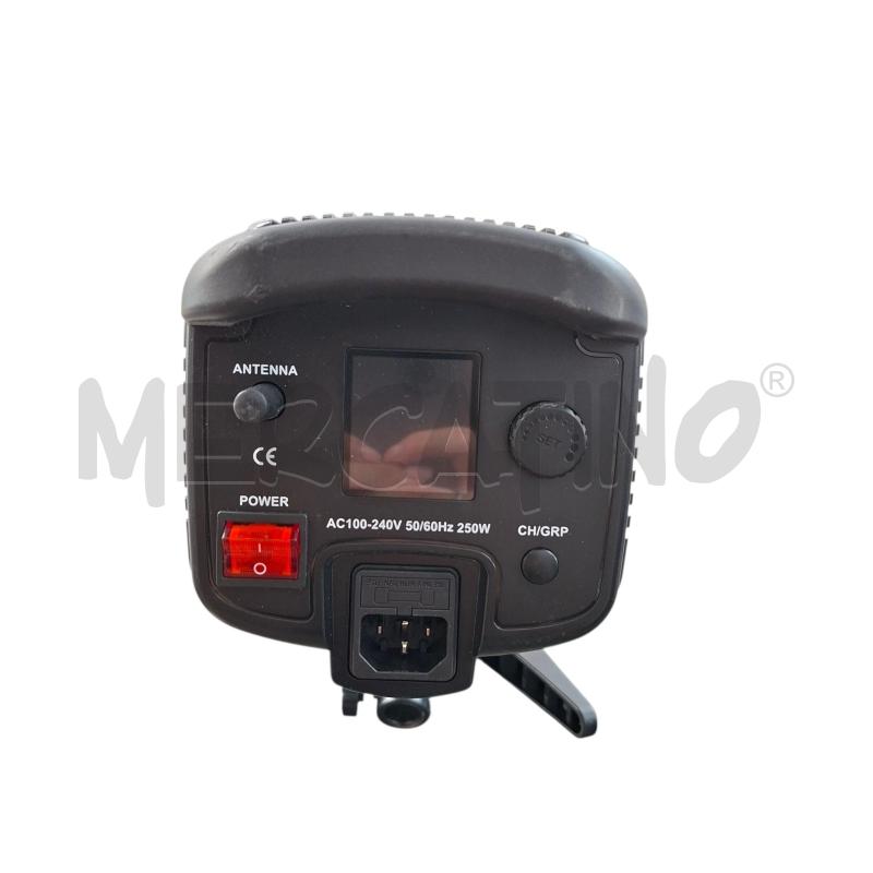 ILLUMINATORE GODOX SL-200W LED  | Mercatino dell'Usato Arcore 2