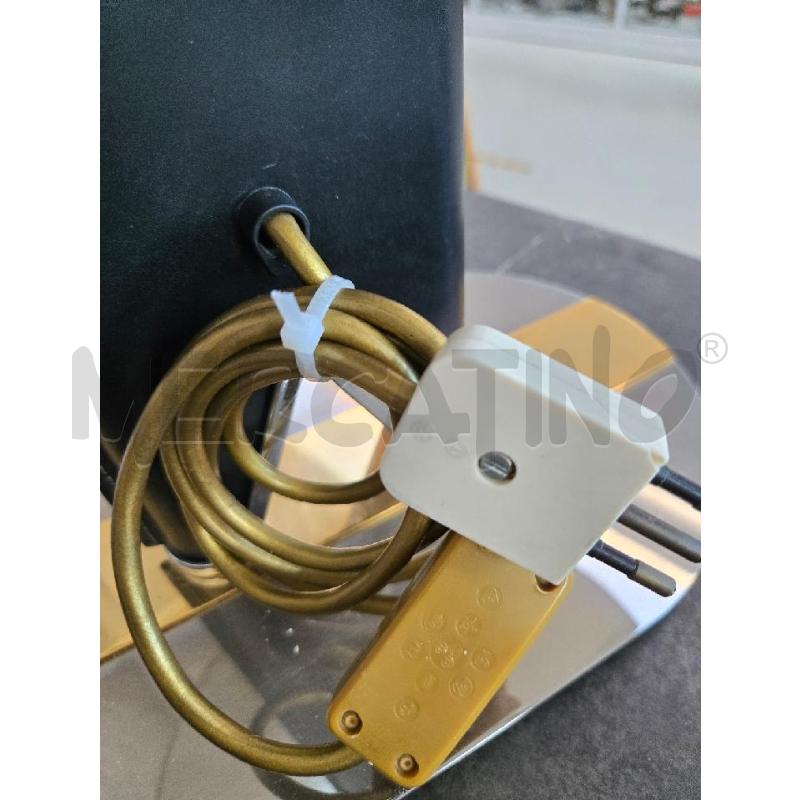 LAMPADA PROFILI COLOR ORO E PELLE DUE LUCI A SOSPENSIONE | Mercatino dell'Usato Arcore 4