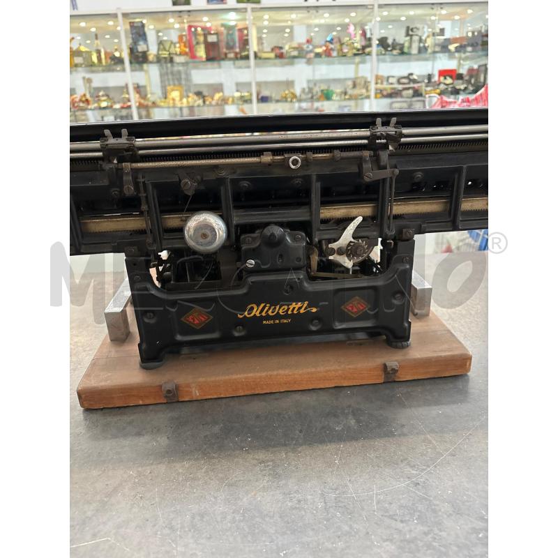 MACCHINA DA SCRIVERE OLIVETTI M40 | Mercatino dell'Usato Arcore 4