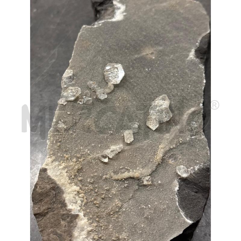 MINERALE QUARZO SU PIETRA | Mercatino dell'Usato Arcore 2