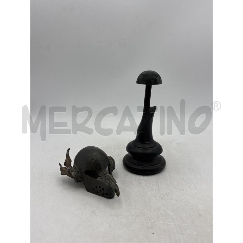 MINIATURA ELMETTO CON PIEDISTALLO  | Mercatino dell'Usato Arcore 3