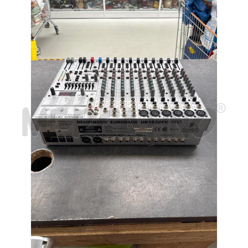 MIXER EURORACK UB1832FX-PRO CON CAVO | Mercatino dell'Usato Arcore 3