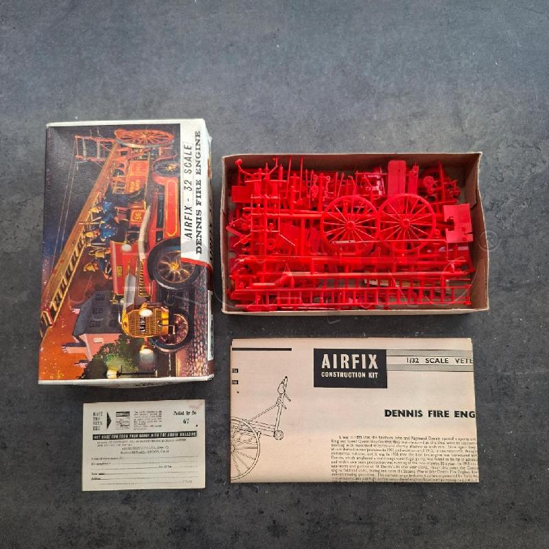 MODELLINO AIRFIX 32 SCALE DENNIUS FIRE ENGINE | Mercatino dell'Usato Arcore 2