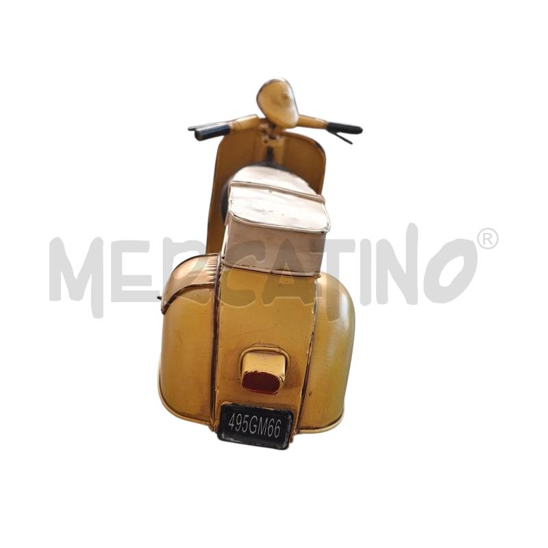 MODELLINO VESPA GIALLA LATTA | Mercatino dell'Usato Arcore 4