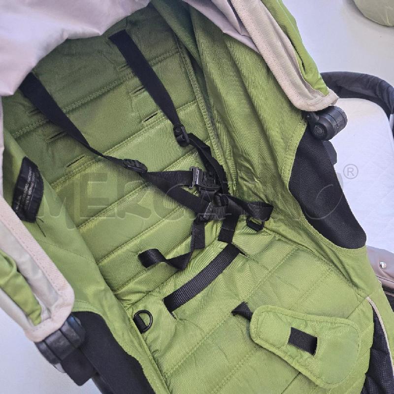 PASSEGGINO BABY JOGGER VERDE CON OVETTO TORTORA NERO  | Mercatino dell'Usato Arcore 3