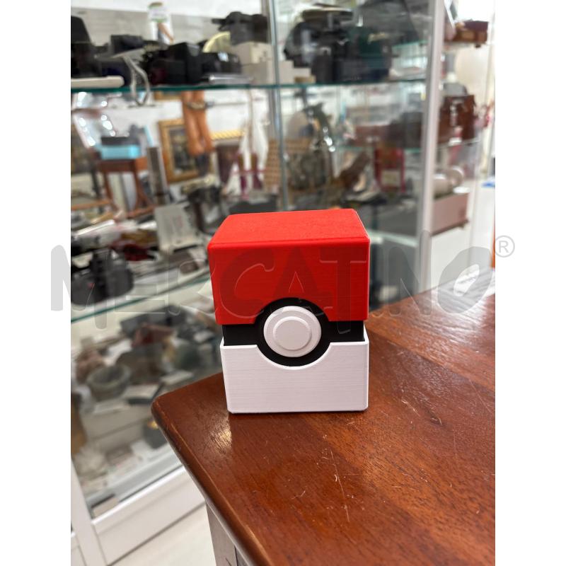 PORTA CARTE POKEMON A FORMA DI POKEBALL | Mercatino dell'Usato Arcore 1
