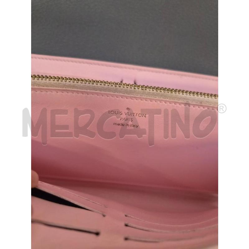 PORTA FOGLIO LOUIS VUITTON CAPUCINE GRIGIO ROSA  | Mercatino dell'Usato Arcore 4