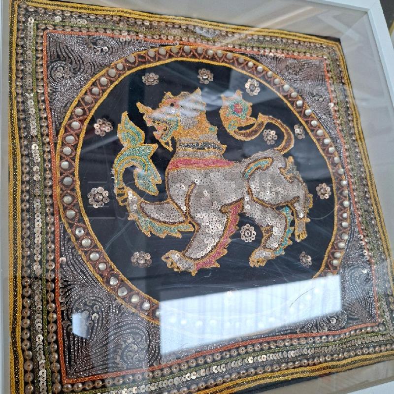 QUADRETTO PANNELLO TESSILE RICAMATO  | Mercatino dell'Usato Arcore 4